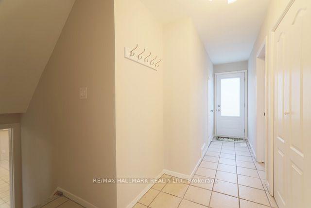 45 Landfair Crescent Lower, Toronto Unit: Lower