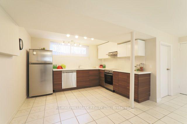 45 Landfair Crescent Lower, Toronto Unit: Lower