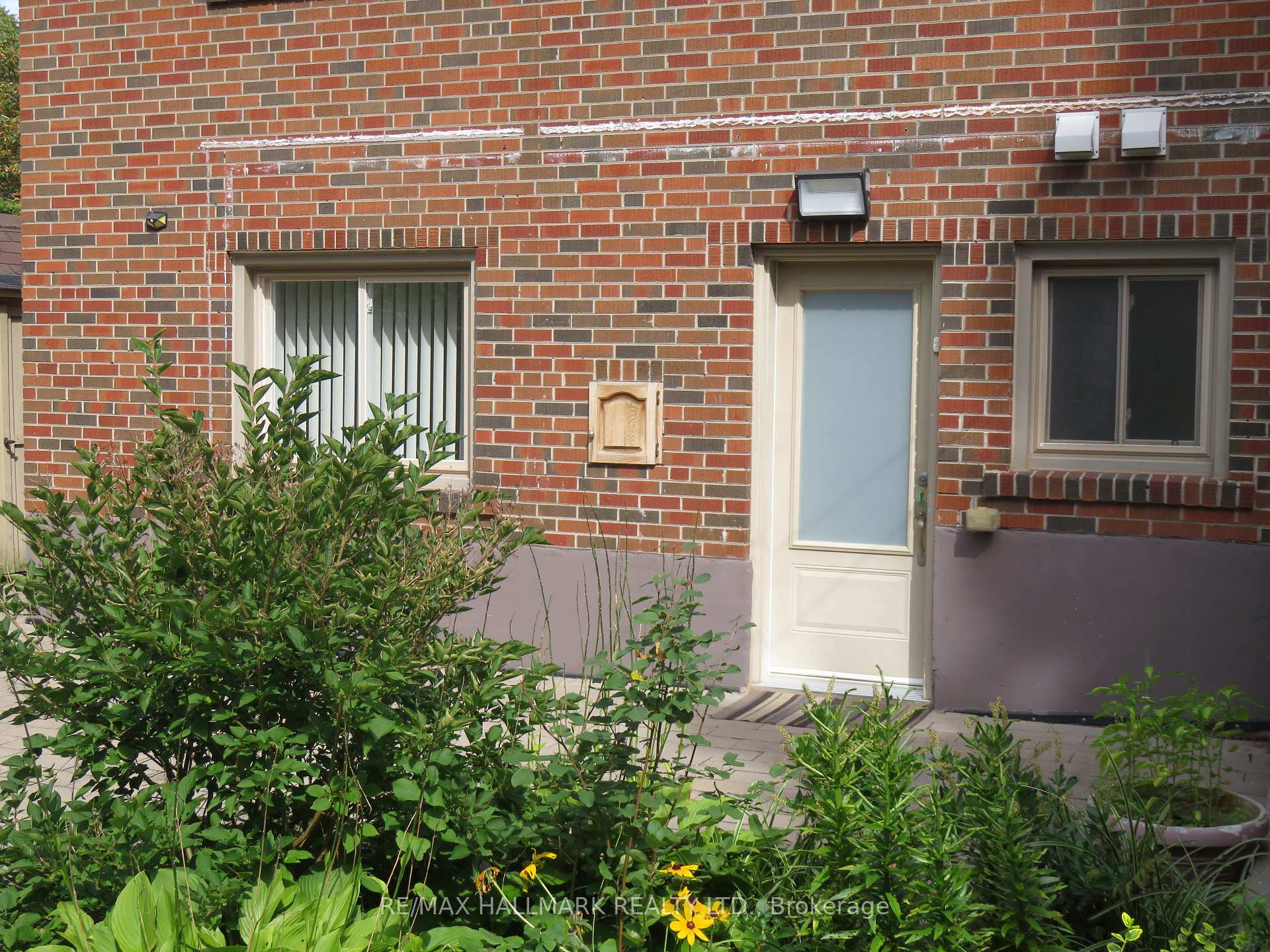 45 Landfair Crescent Lower, Toronto Unit: Lower