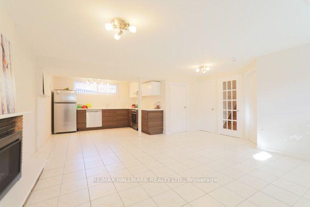 45 Landfair Crescent Lower, Toronto Unit: Lower