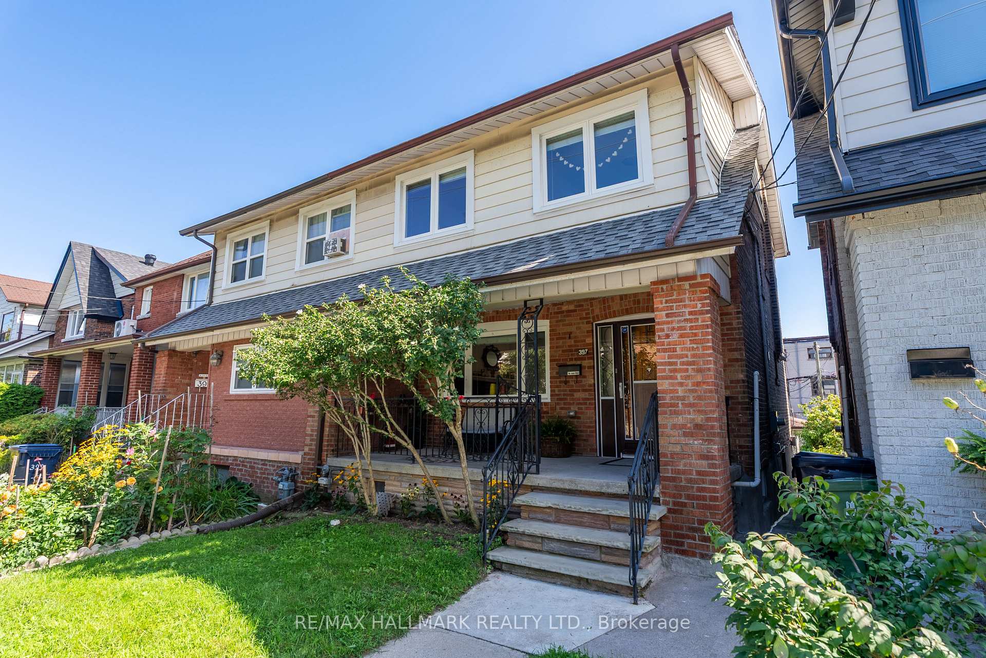 397 Strathmore Boulevard, Toronto