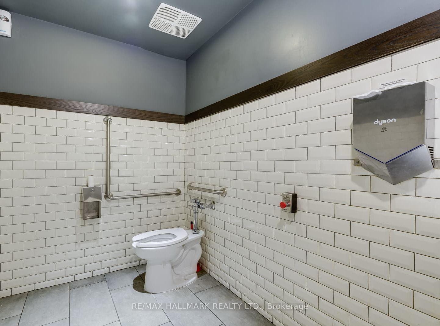 1417 Danforth Avenue, Toronto