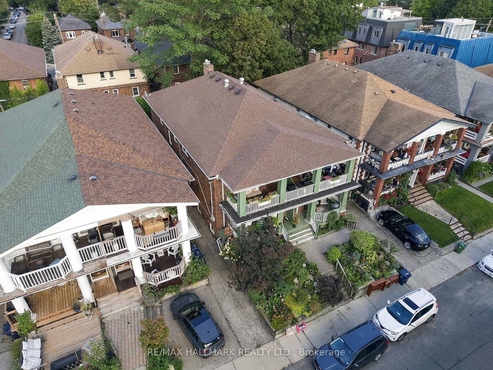 25 Scarboro Beach Boulevard Upper, Toronto Unit: Upper