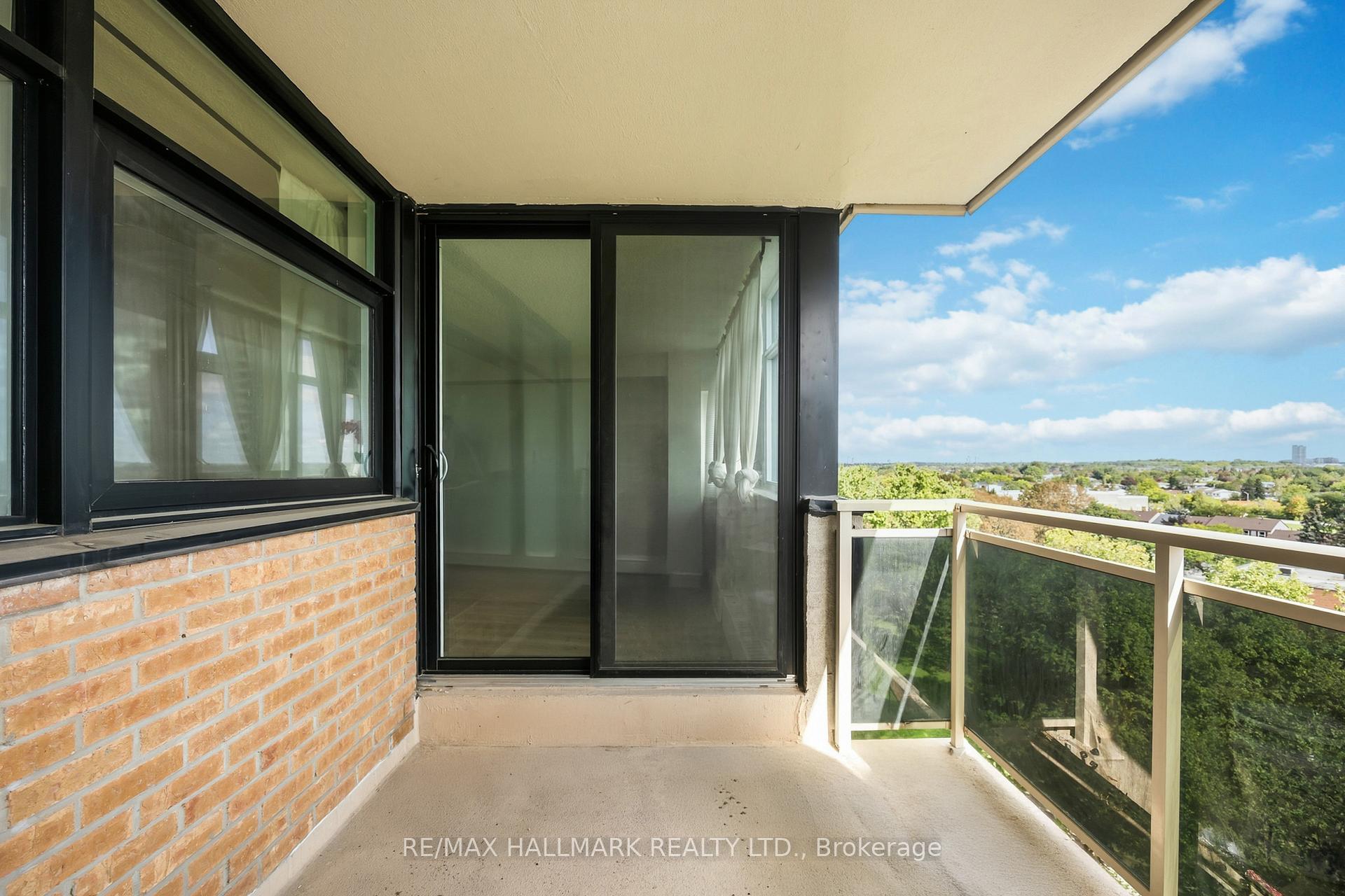 100 Echo Point 808, Toronto Unit: 808