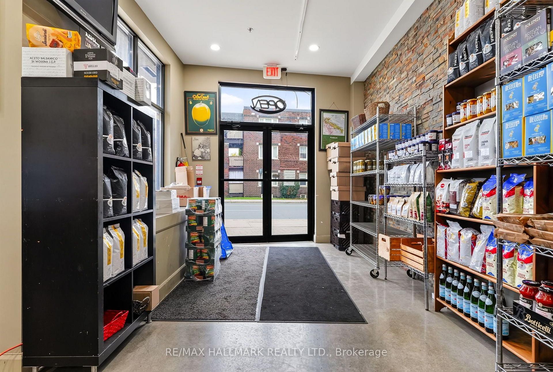 158 Fallingbrook Road, Toronto