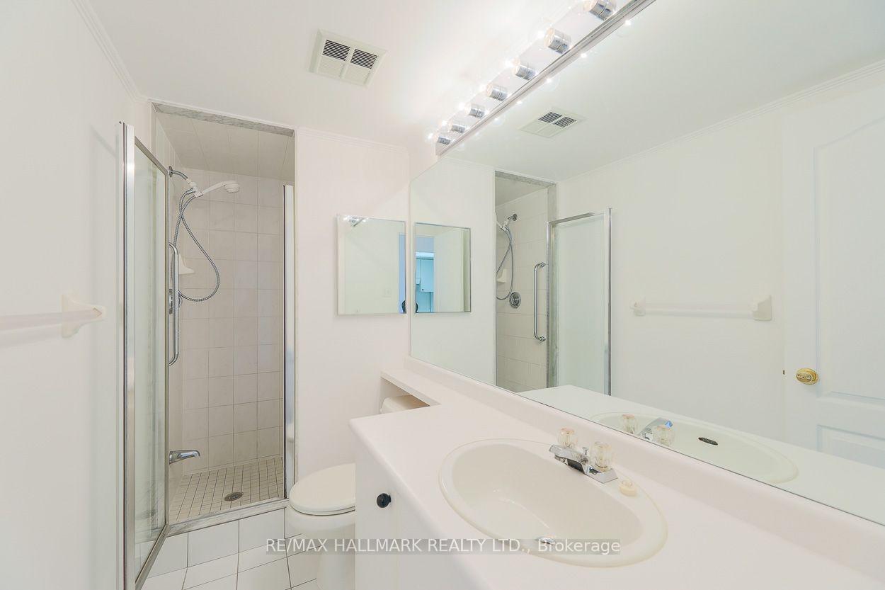 1 Greystone Walk Drive 978, Toronto Unit: 978