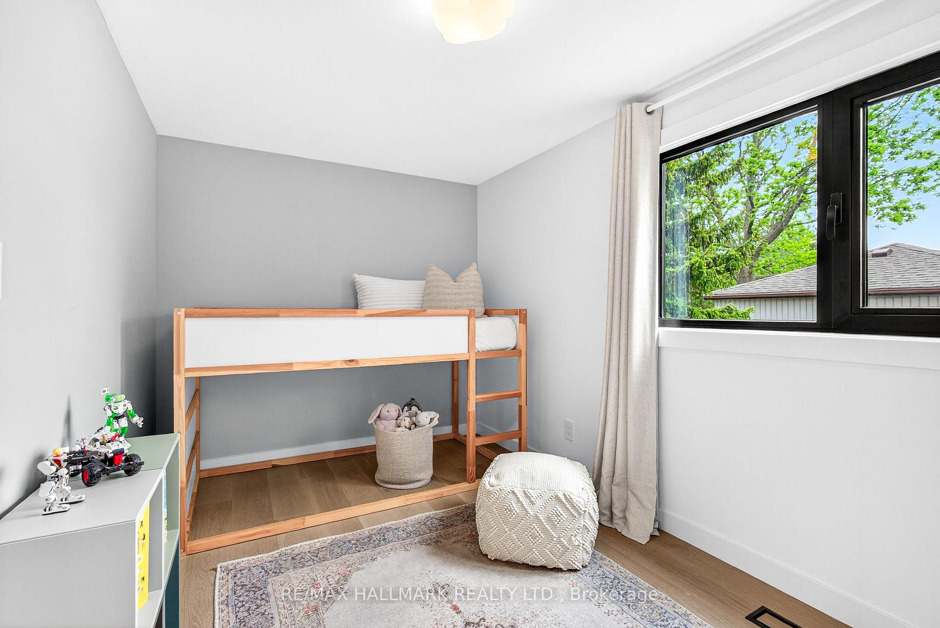 225 Catalina Drive, Toronto