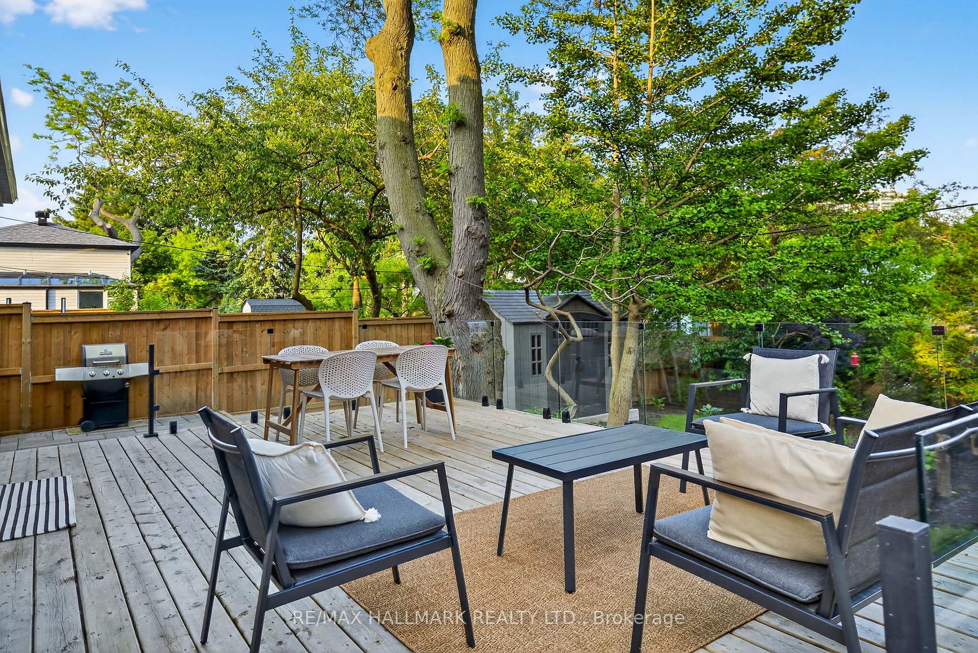 225 Catalina Drive, Toronto
