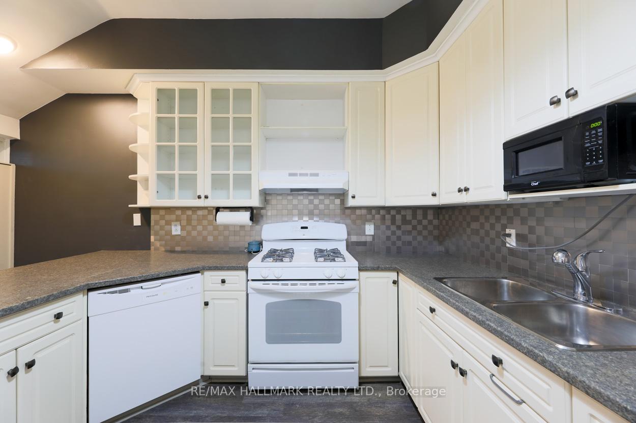 405 Kingston Road Main Floor, Toronto Unit: Main Floor