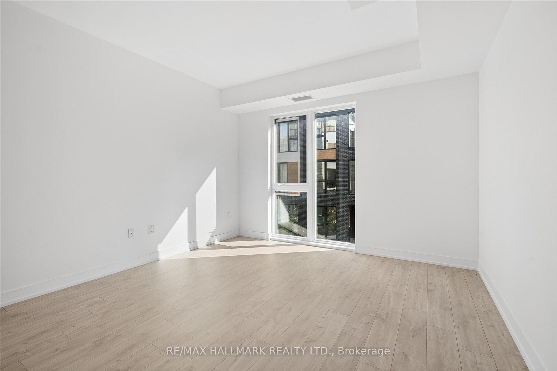 176 Clonmore Avenue 14, Toronto Unit: 14