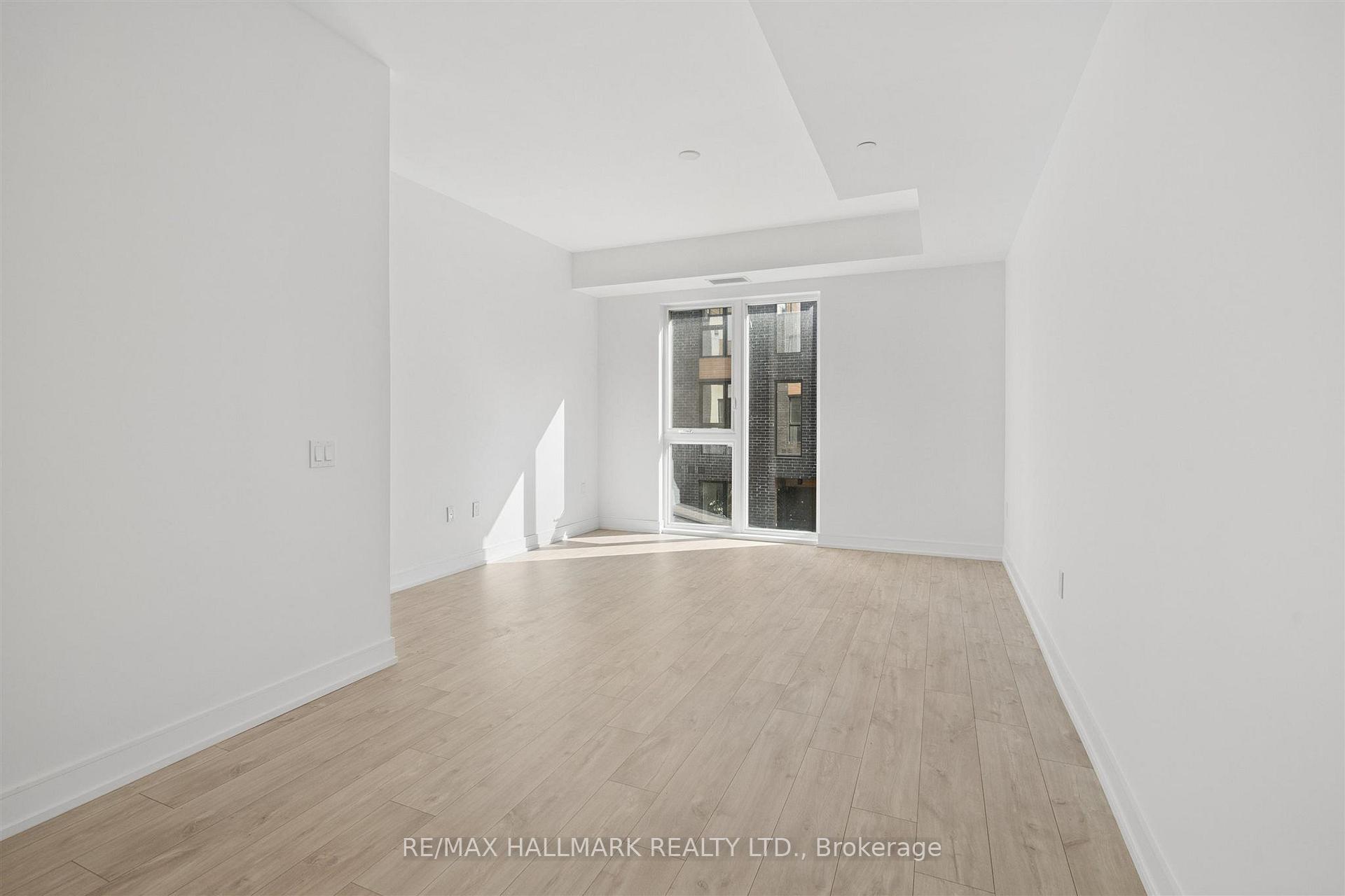 176 Clonmore Avenue 14, Toronto Unit: 14