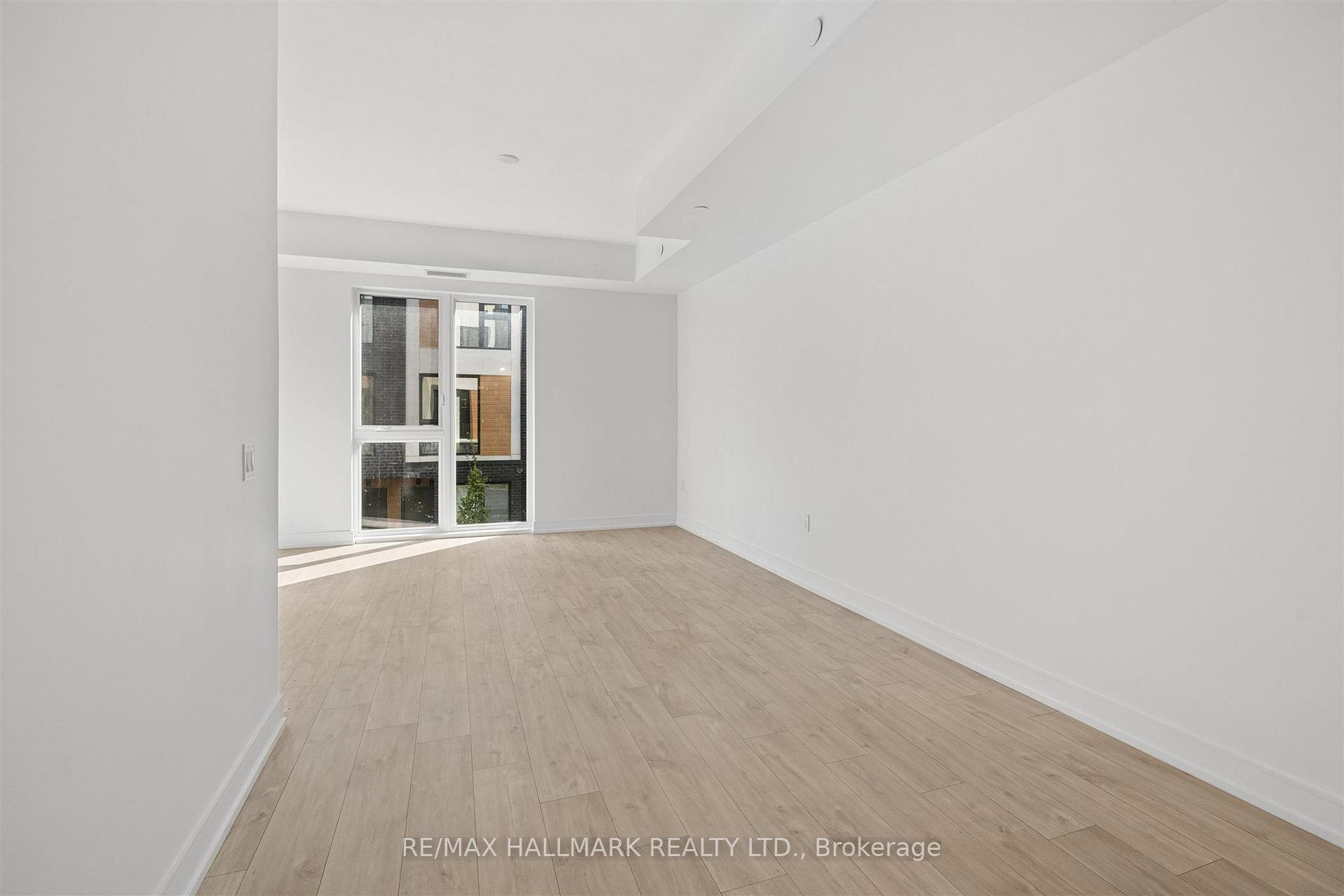 176 Clonmore Avenue 14, Toronto Unit: 14