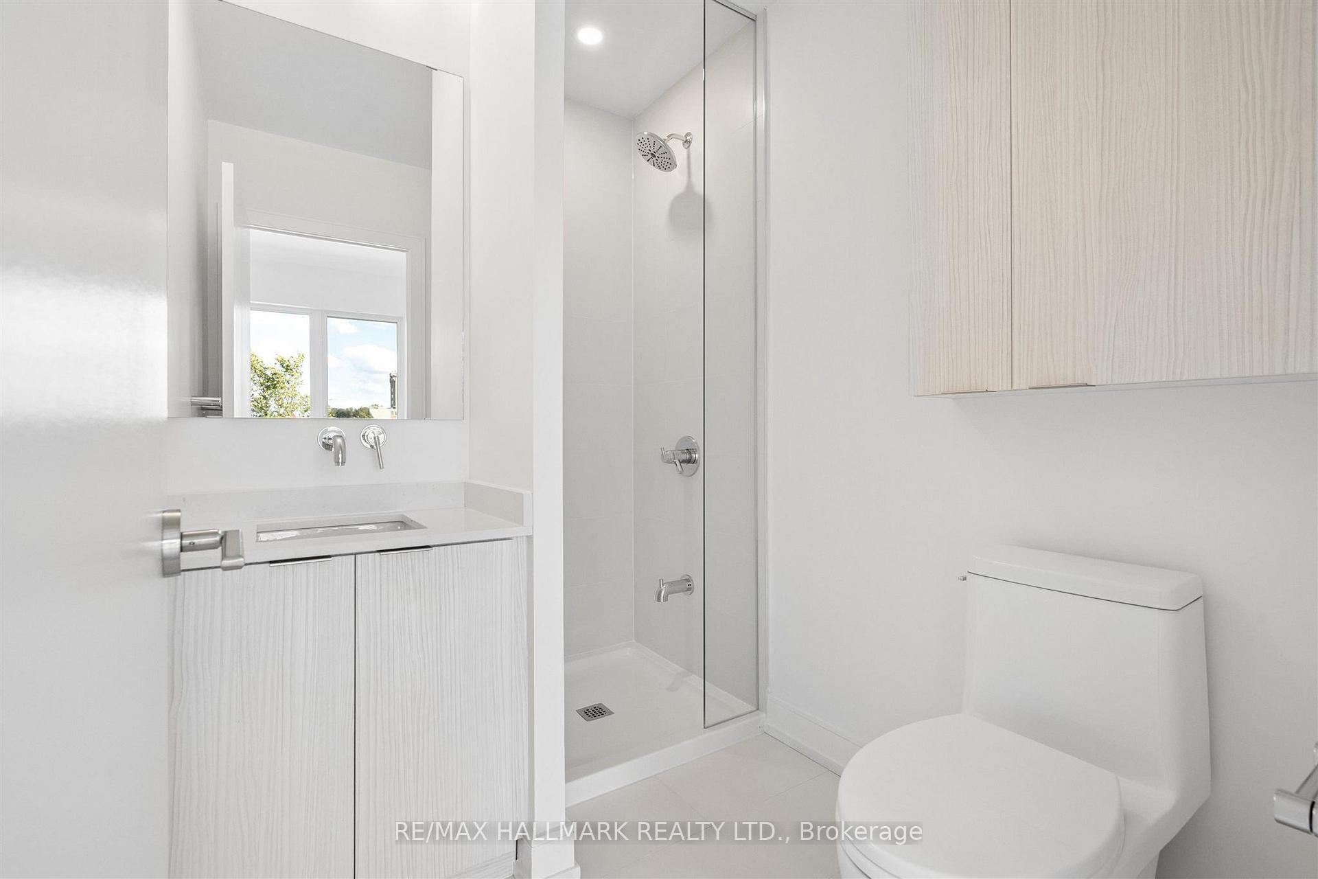 176 Clonmore Avenue 14, Toronto Unit: 14