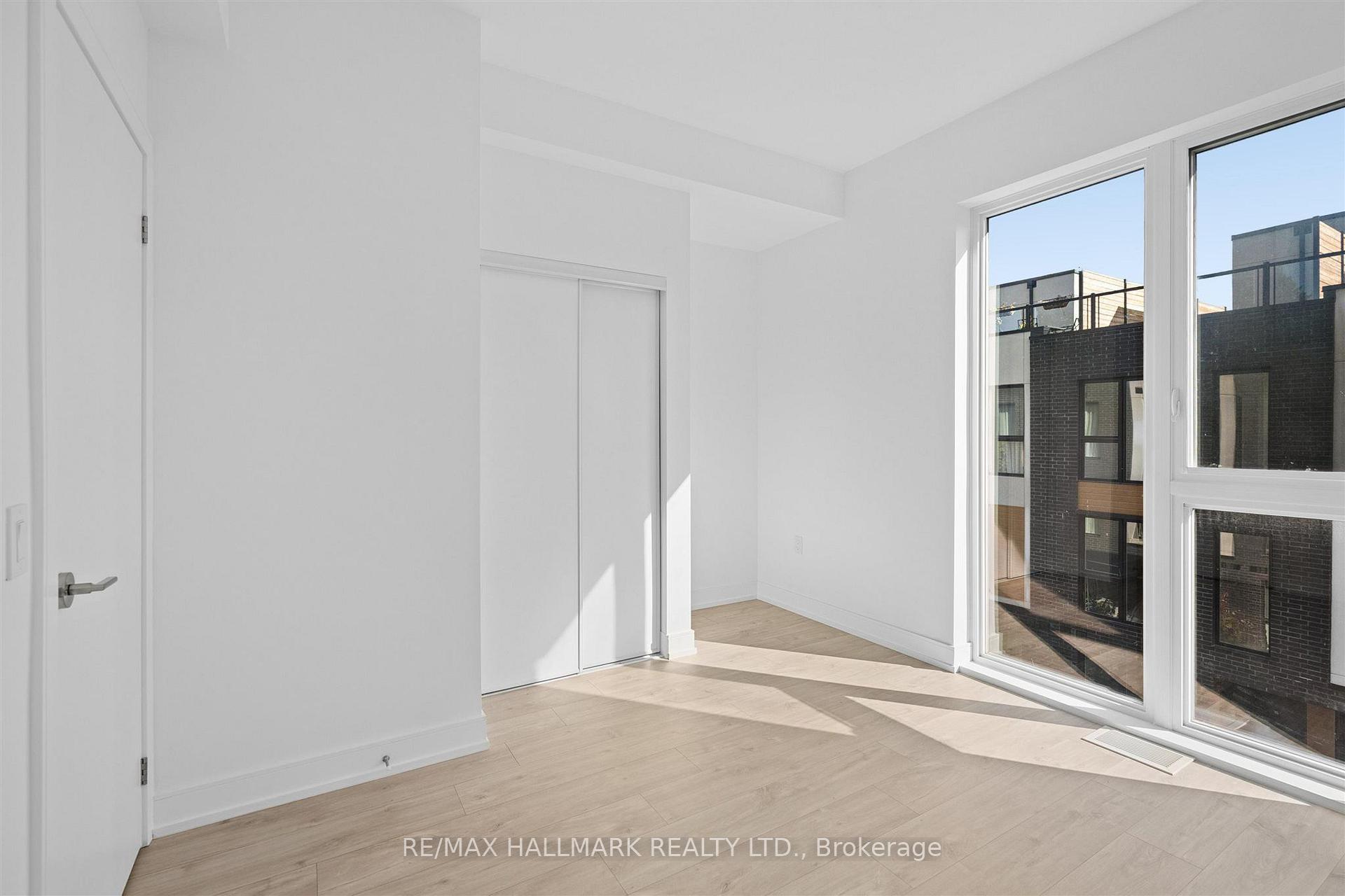 176 Clonmore Avenue 14, Toronto Unit: 14