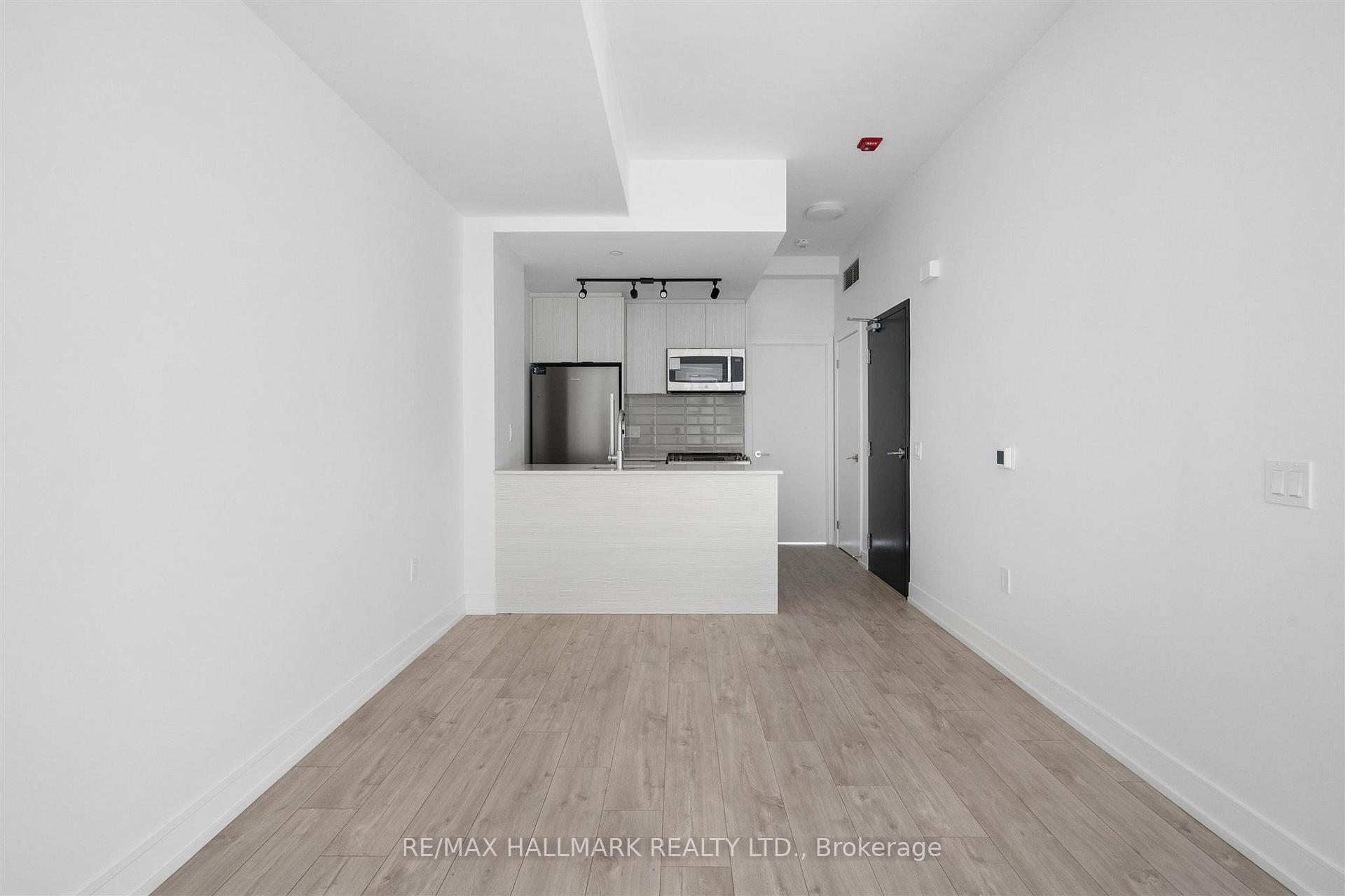 176 Clonmore Avenue 14, Toronto Unit: 14