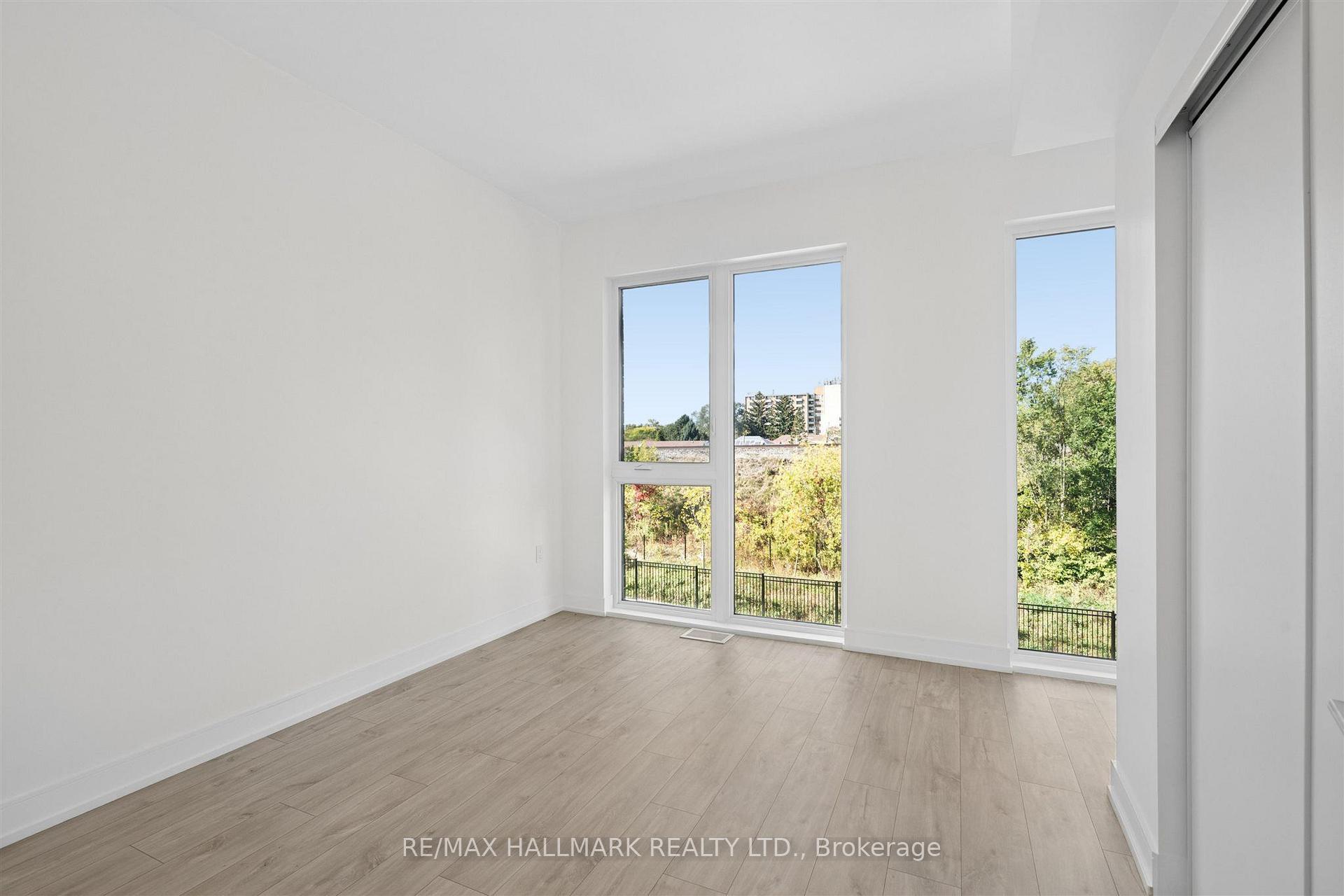 176 Clonmore Avenue 14, Toronto Unit: 14