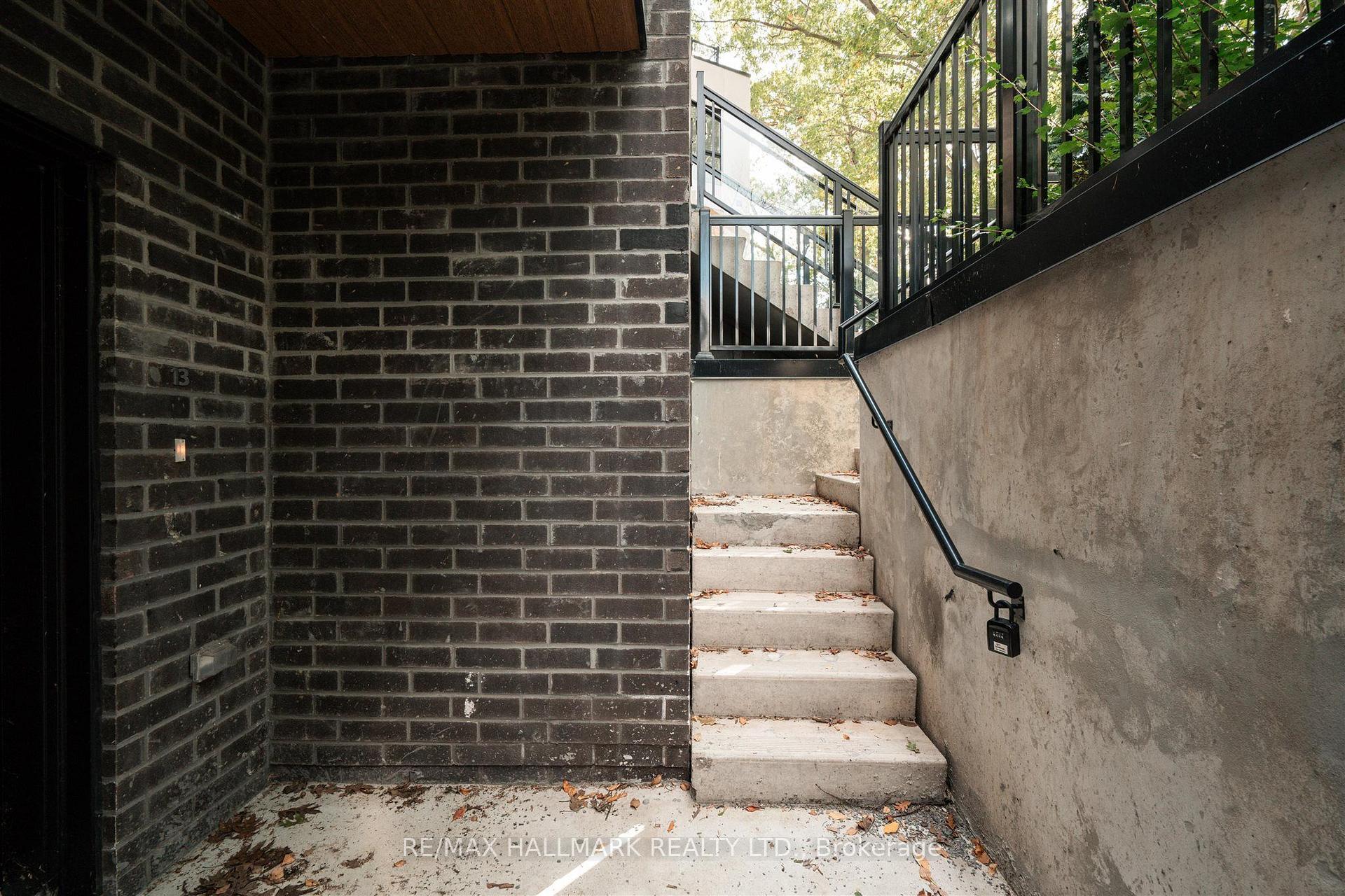 170 Clonmore Drive 13, Toronto Unit: 13