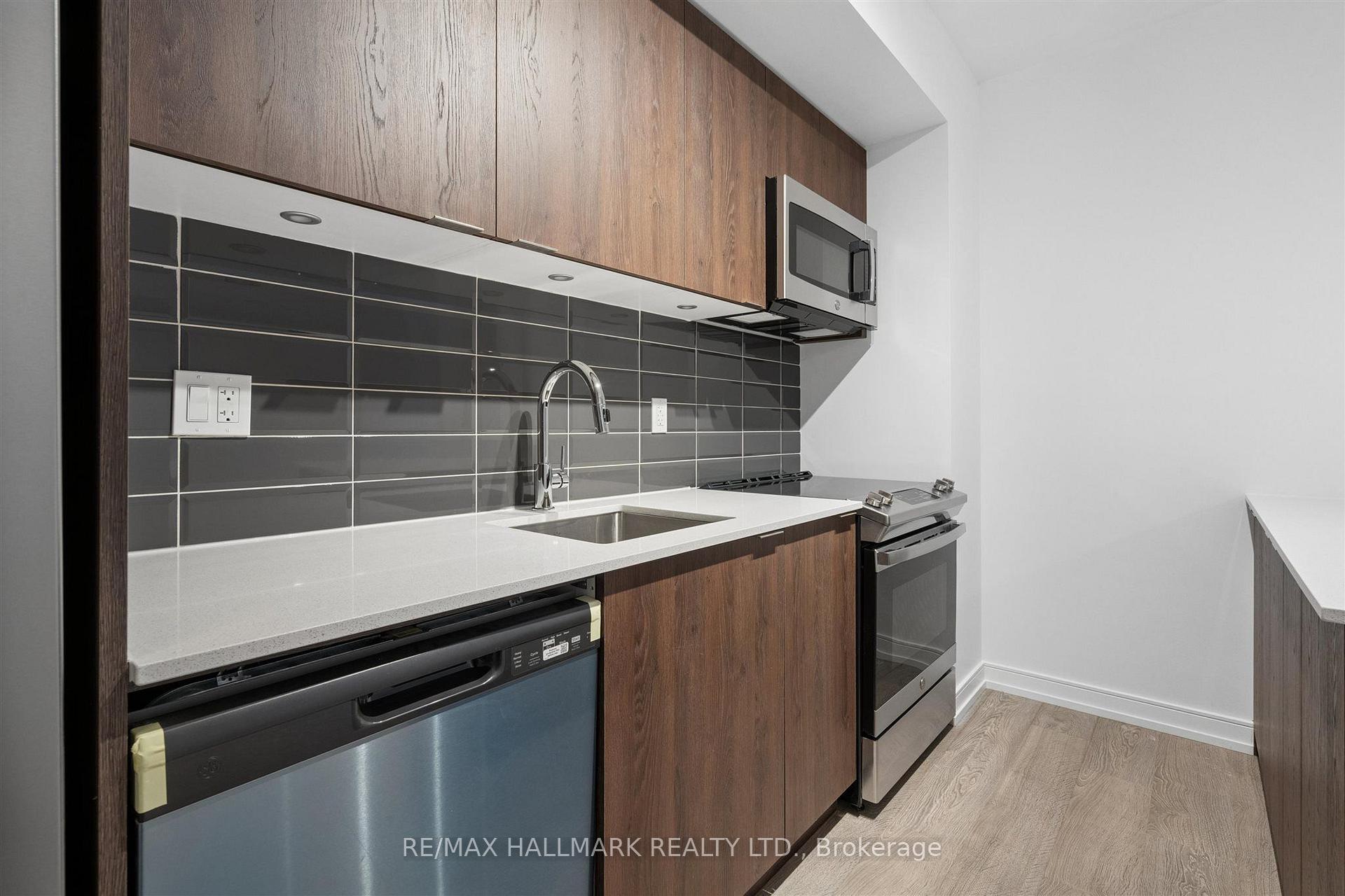 170 Clonmore Drive 13, Toronto Unit: 13