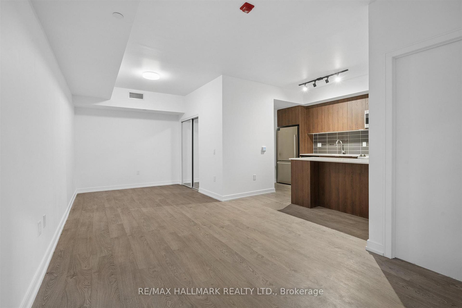 170 Clonmore Drive 13, Toronto Unit: 13
