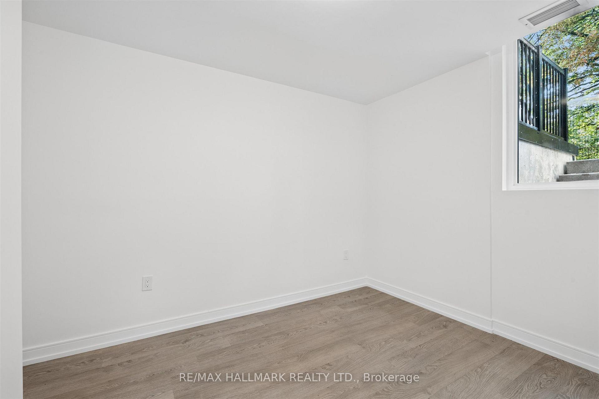 170 Clonmore Drive 13, Toronto Unit: 13