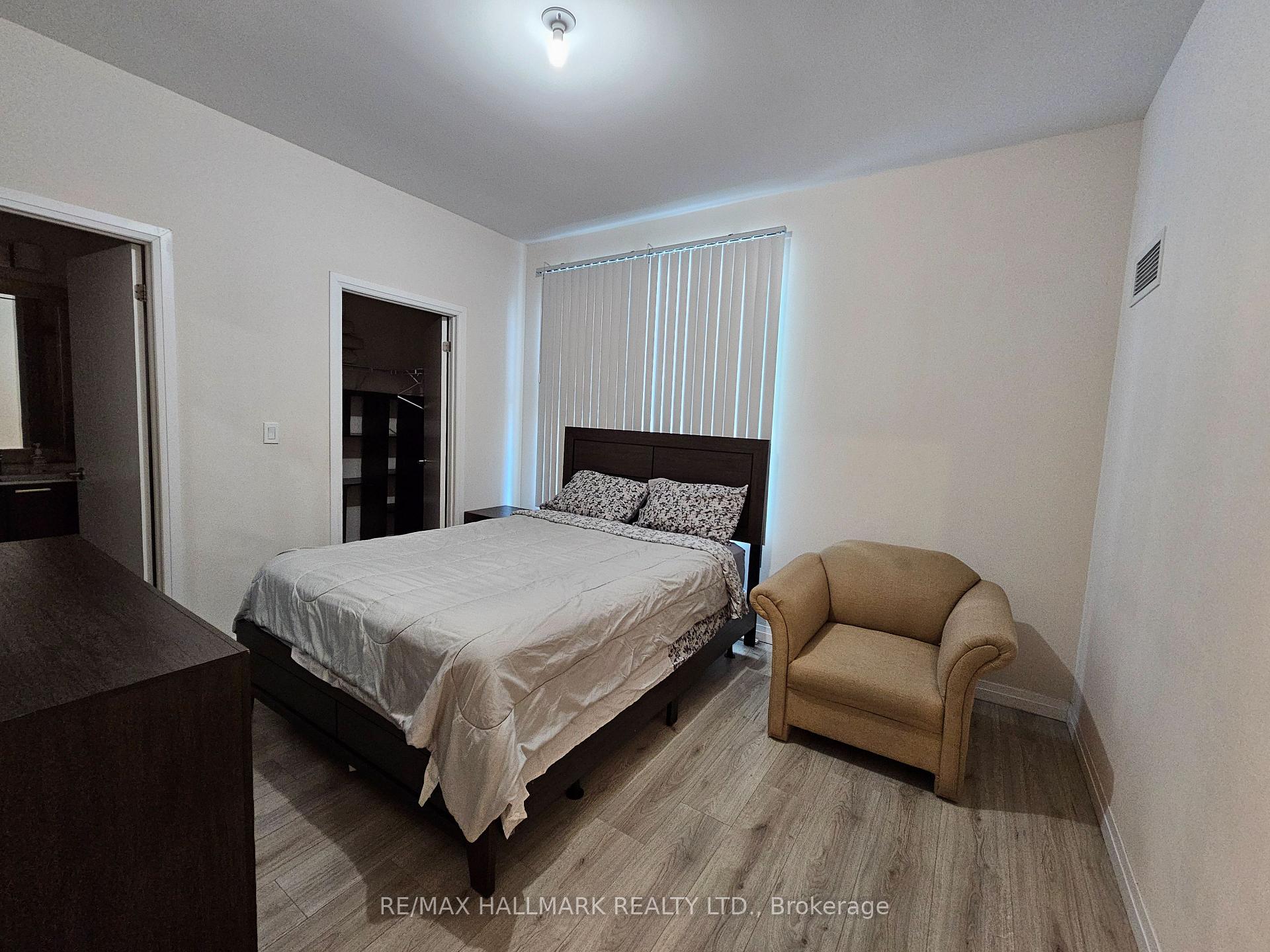 2152 Lawrence Avenue 105, Toronto Unit: 105