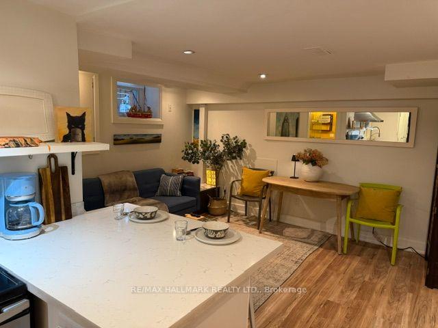 18 Pape Avenue basement, Toronto Unit: basement