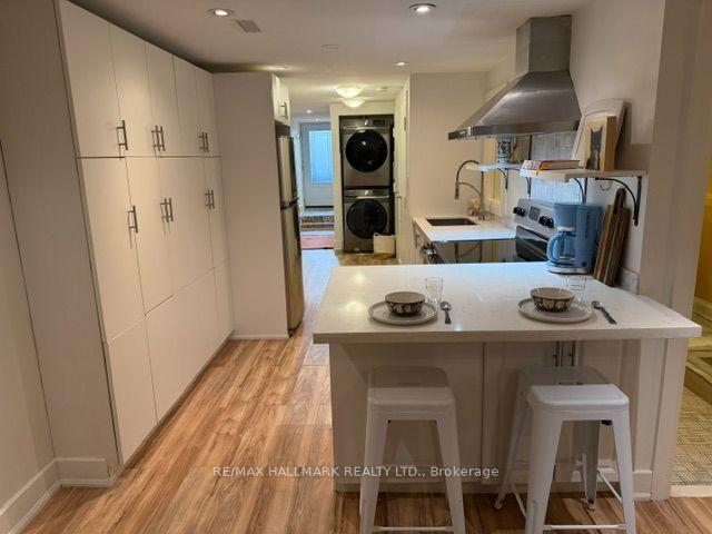 18 Pape Avenue basement, Toronto Unit: basement