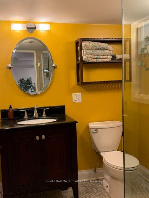 18 Pape Avenue basement, Toronto Unit: basement