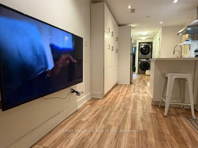 18 Pape Avenue basement, Toronto Unit: basement