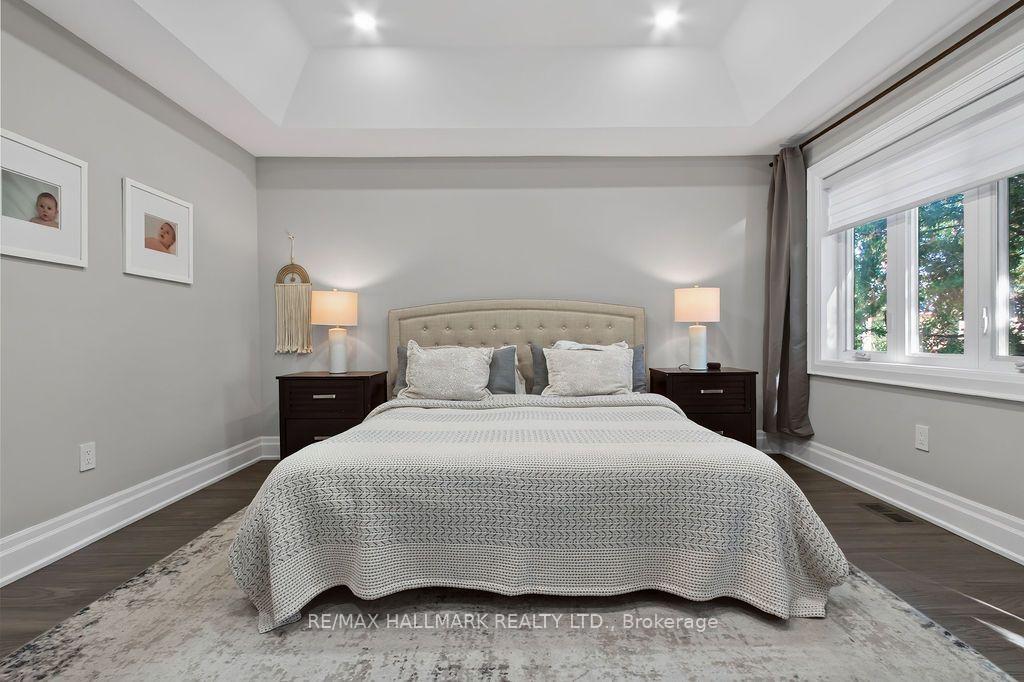 281 Warden Avenue, Toronto