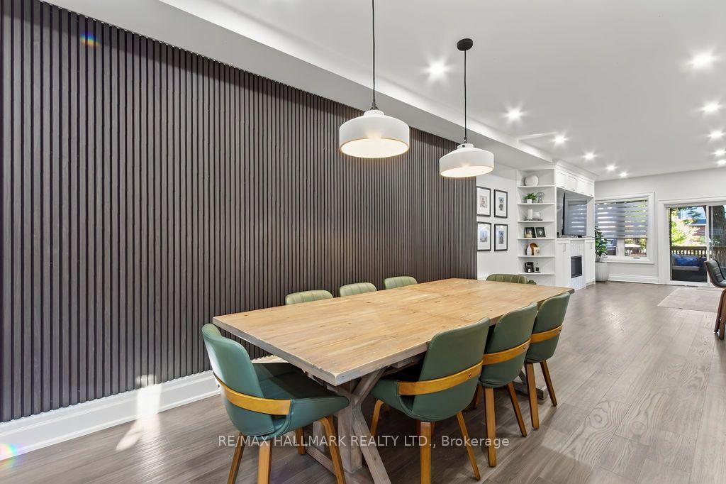 281 Warden Avenue, Toronto