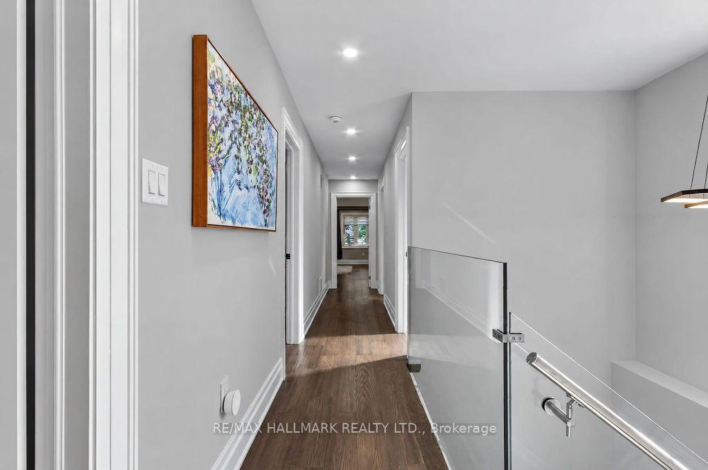 281 Warden Avenue, Toronto