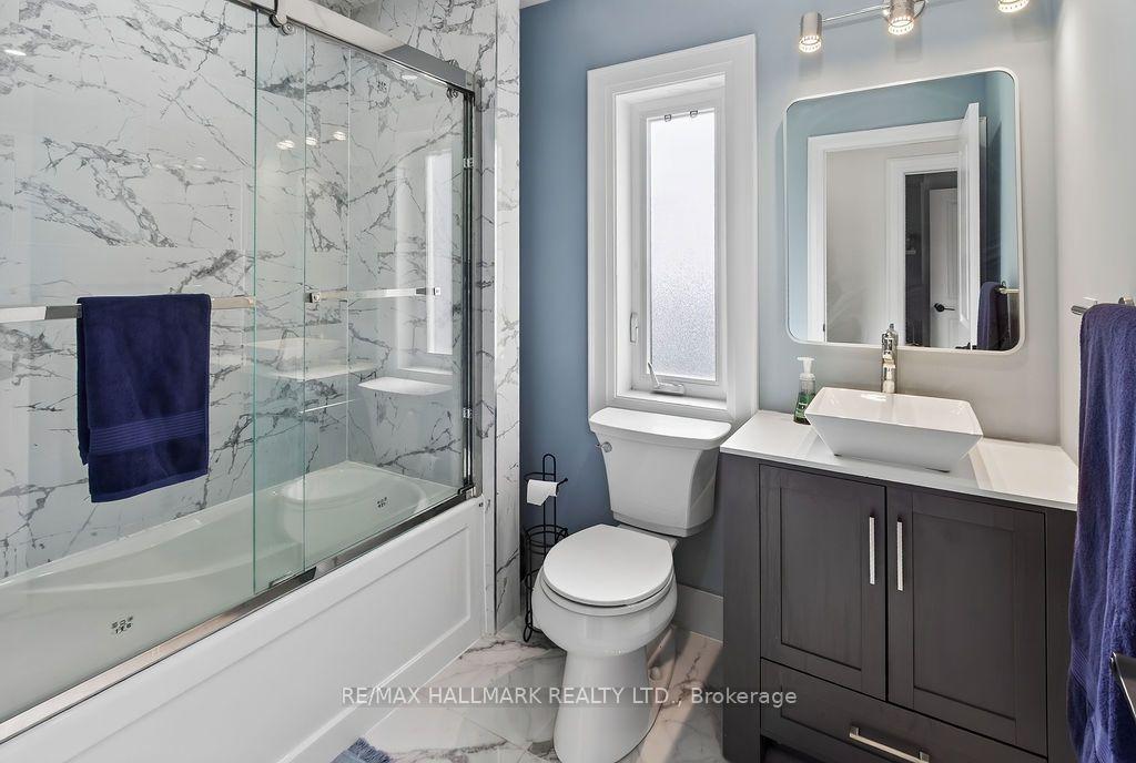 281 Warden Avenue, Toronto