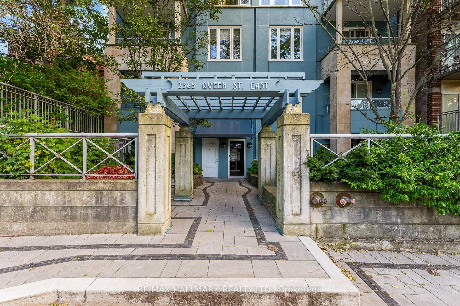 2365 Queen Street E 201, Toronto Unit: 201