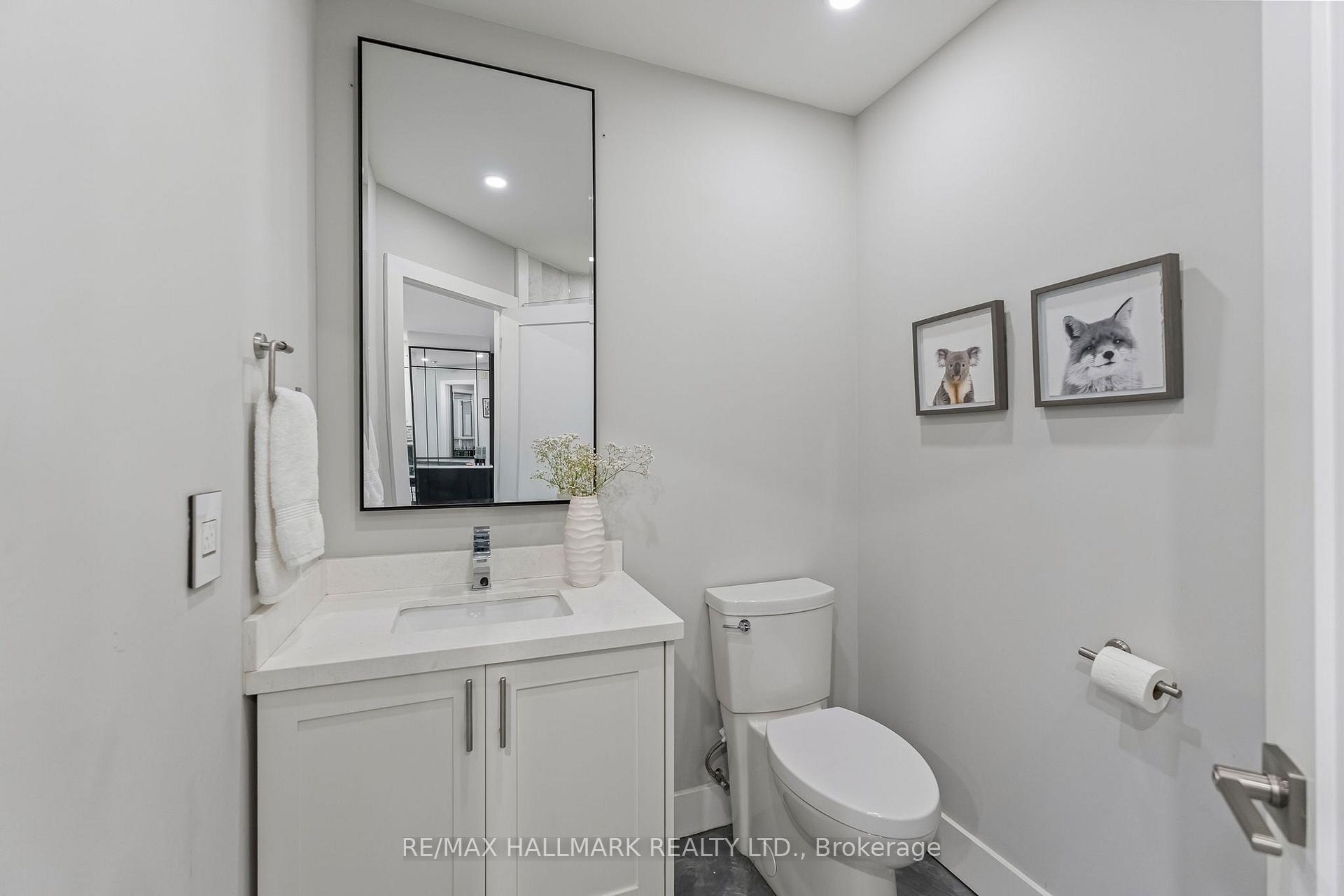 2365 Queen Street E 201, Toronto Unit: 201