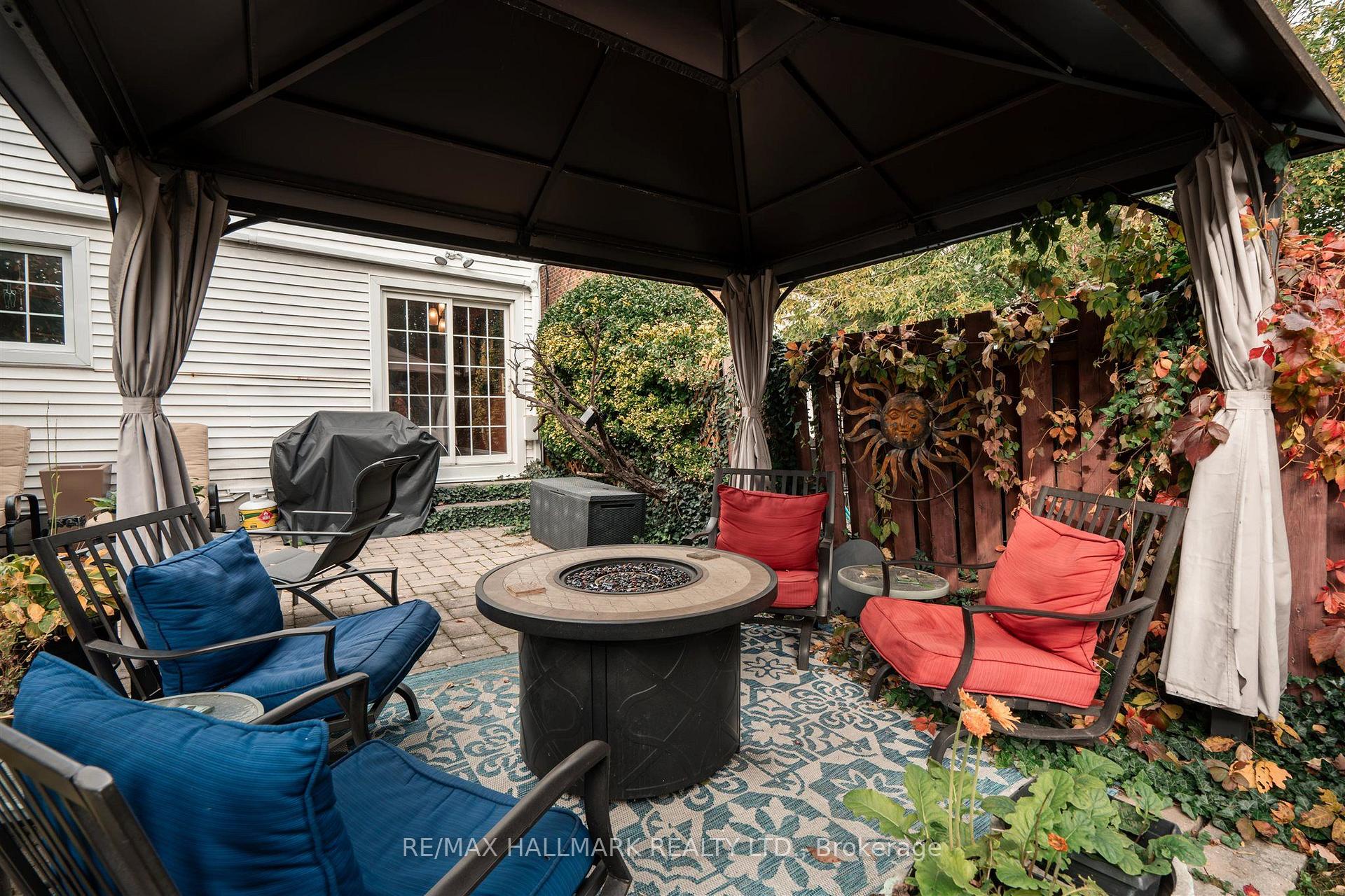 9 Savoy Avenue, Toronto