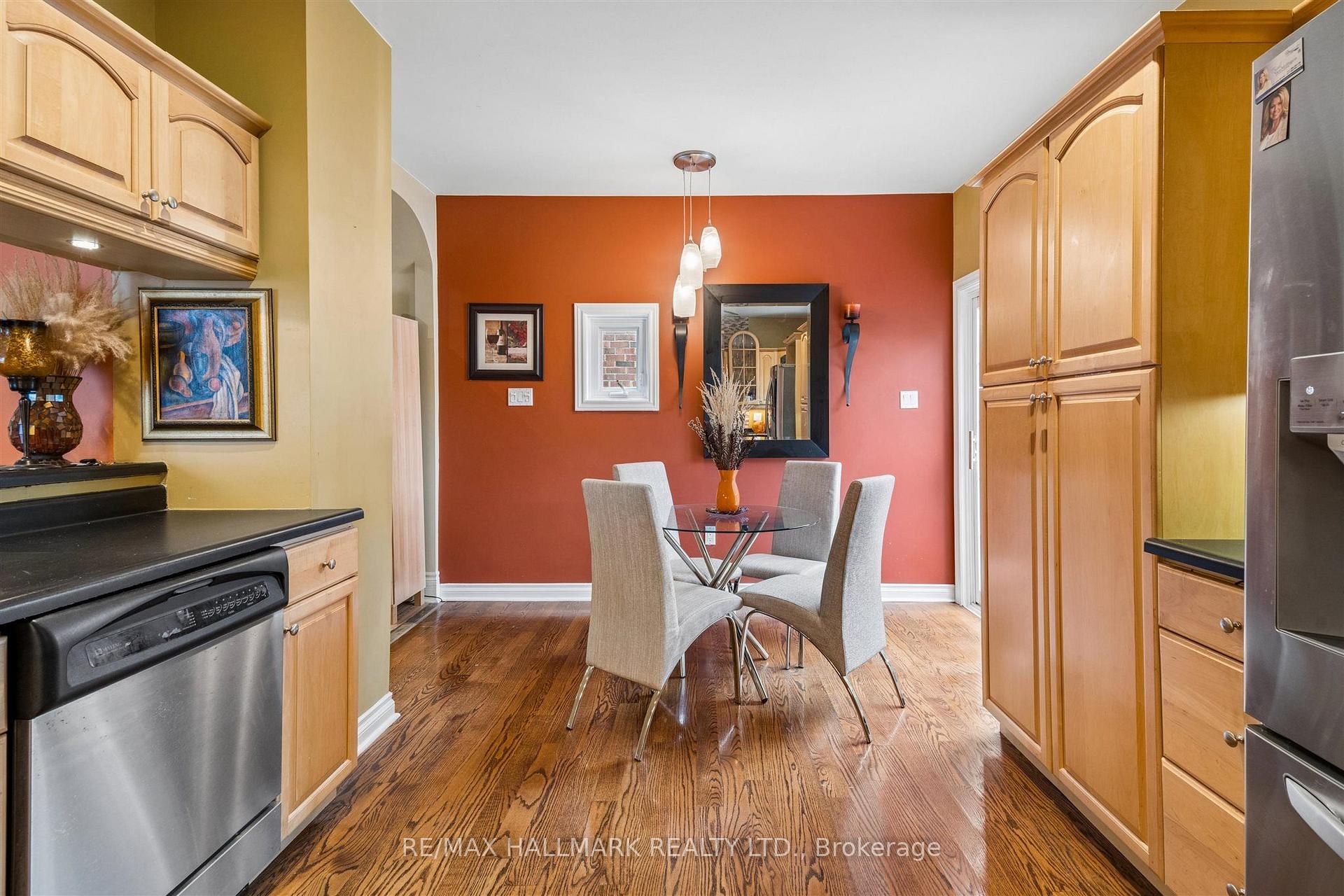 9 Savoy Avenue, Toronto