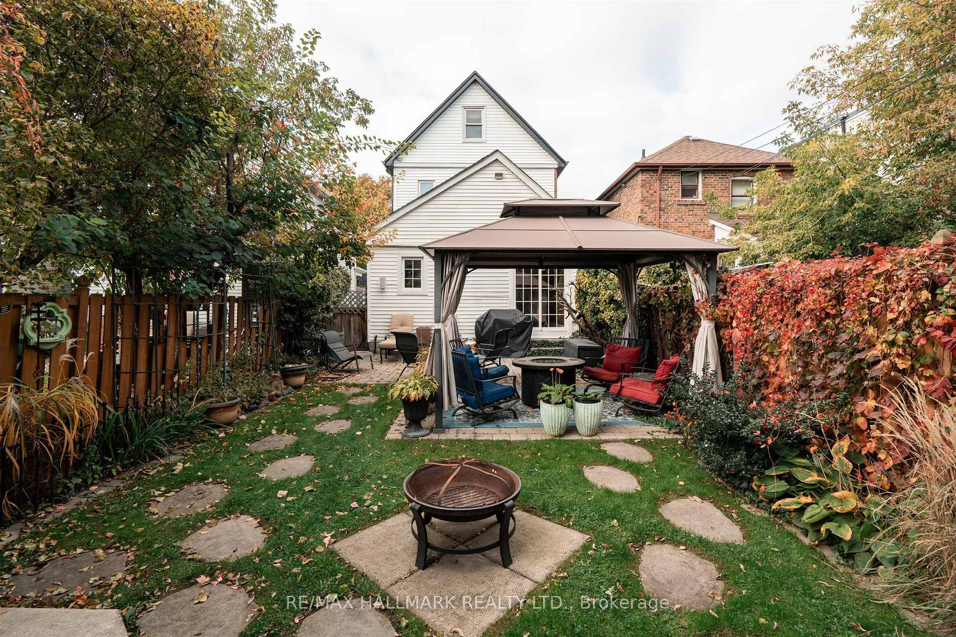 9 Savoy Avenue, Toronto