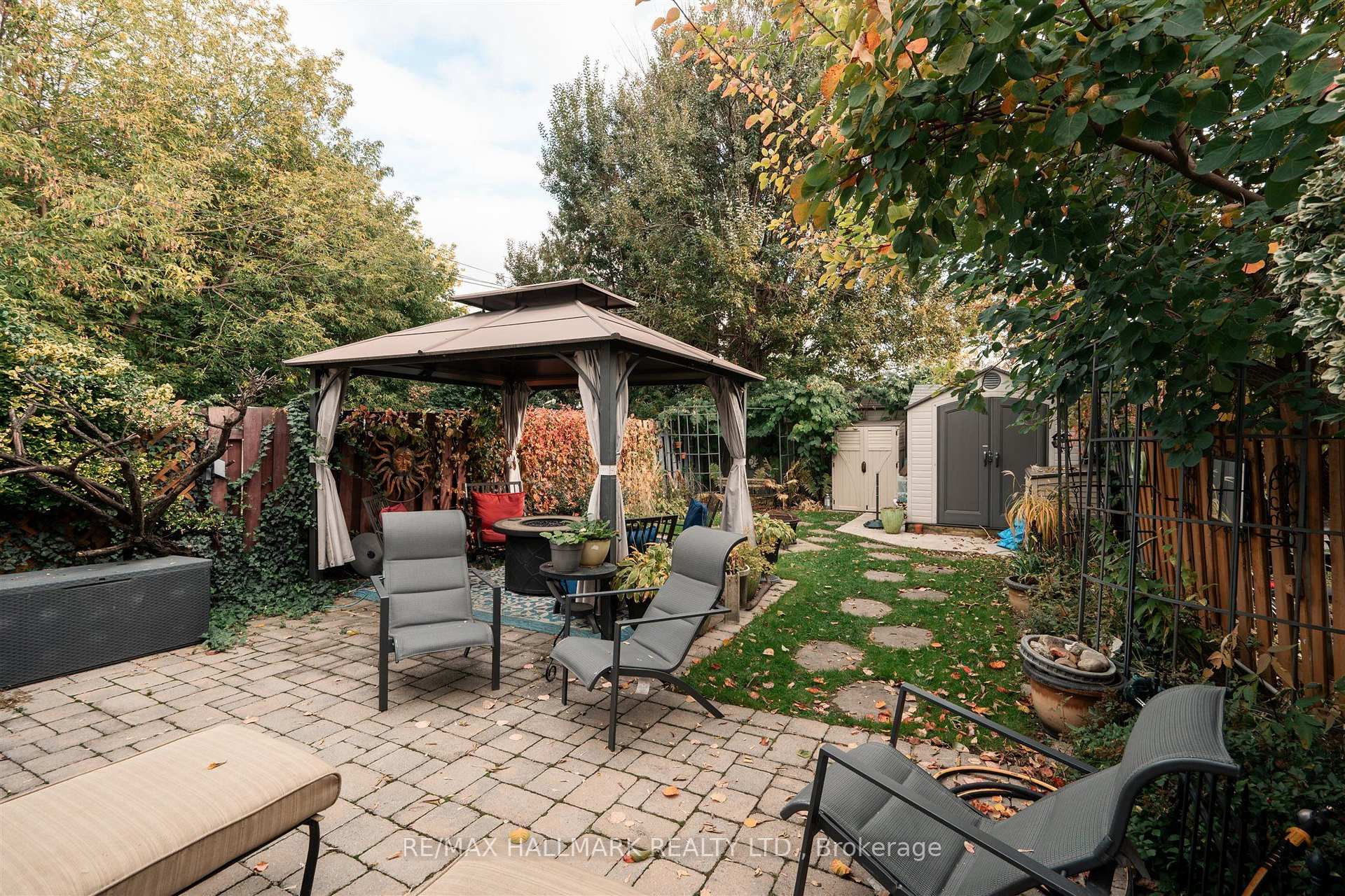 9 Savoy Avenue, Toronto