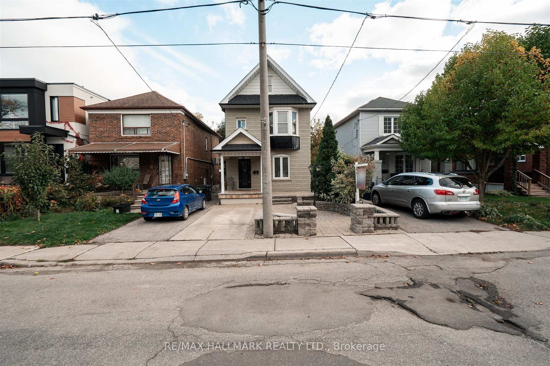 9 Savoy Avenue Toronto Toronto E03 On Ca M4c 2x4 E14082728