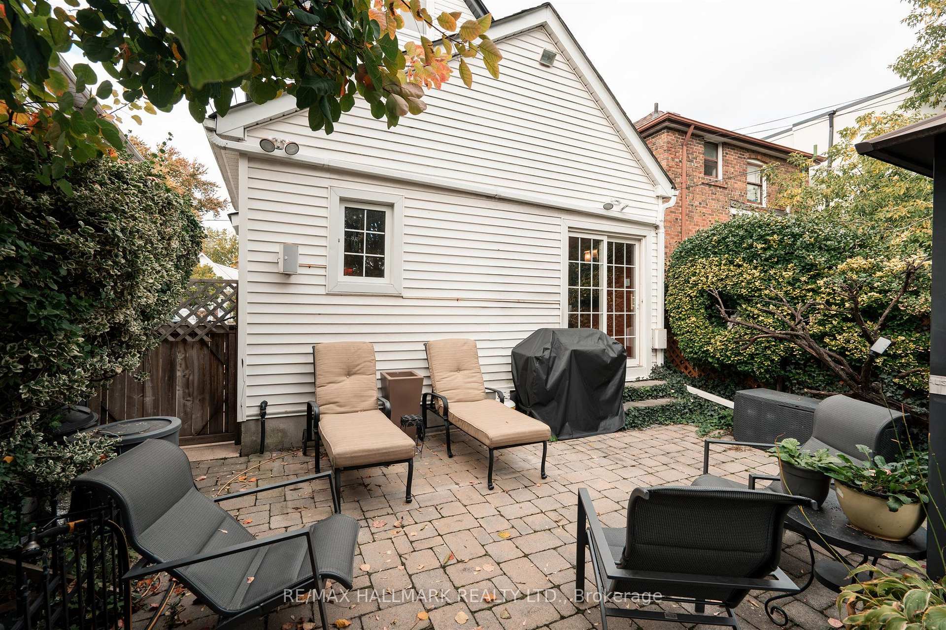 9 Savoy Avenue, Toronto