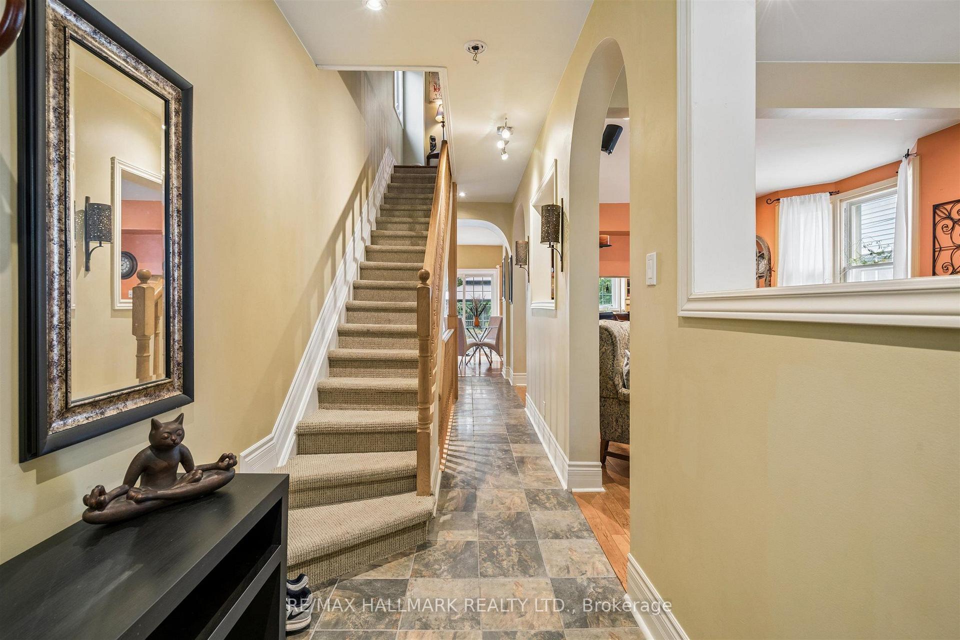 9 Savoy Avenue, Toronto