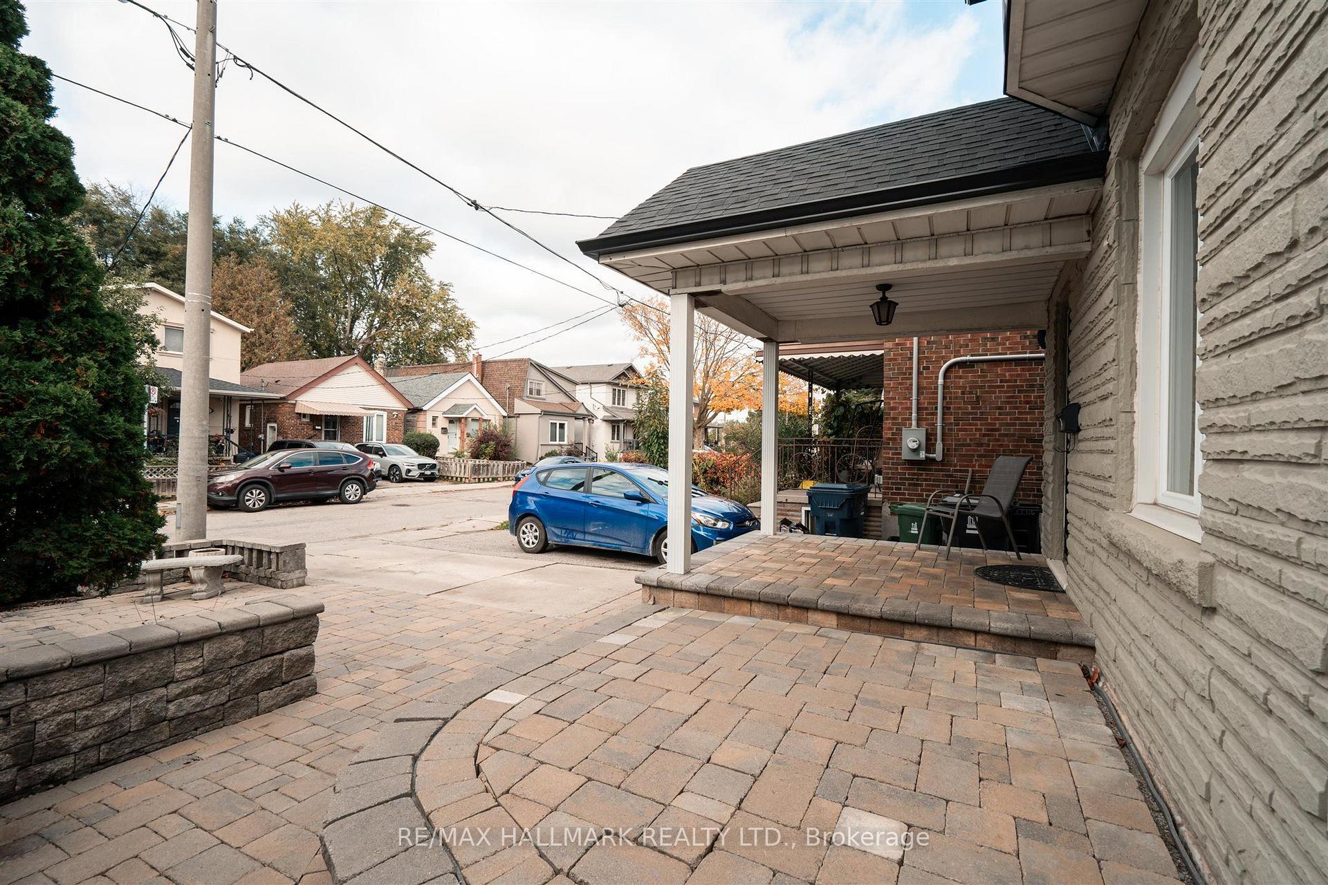 9 Savoy Avenue, Toronto