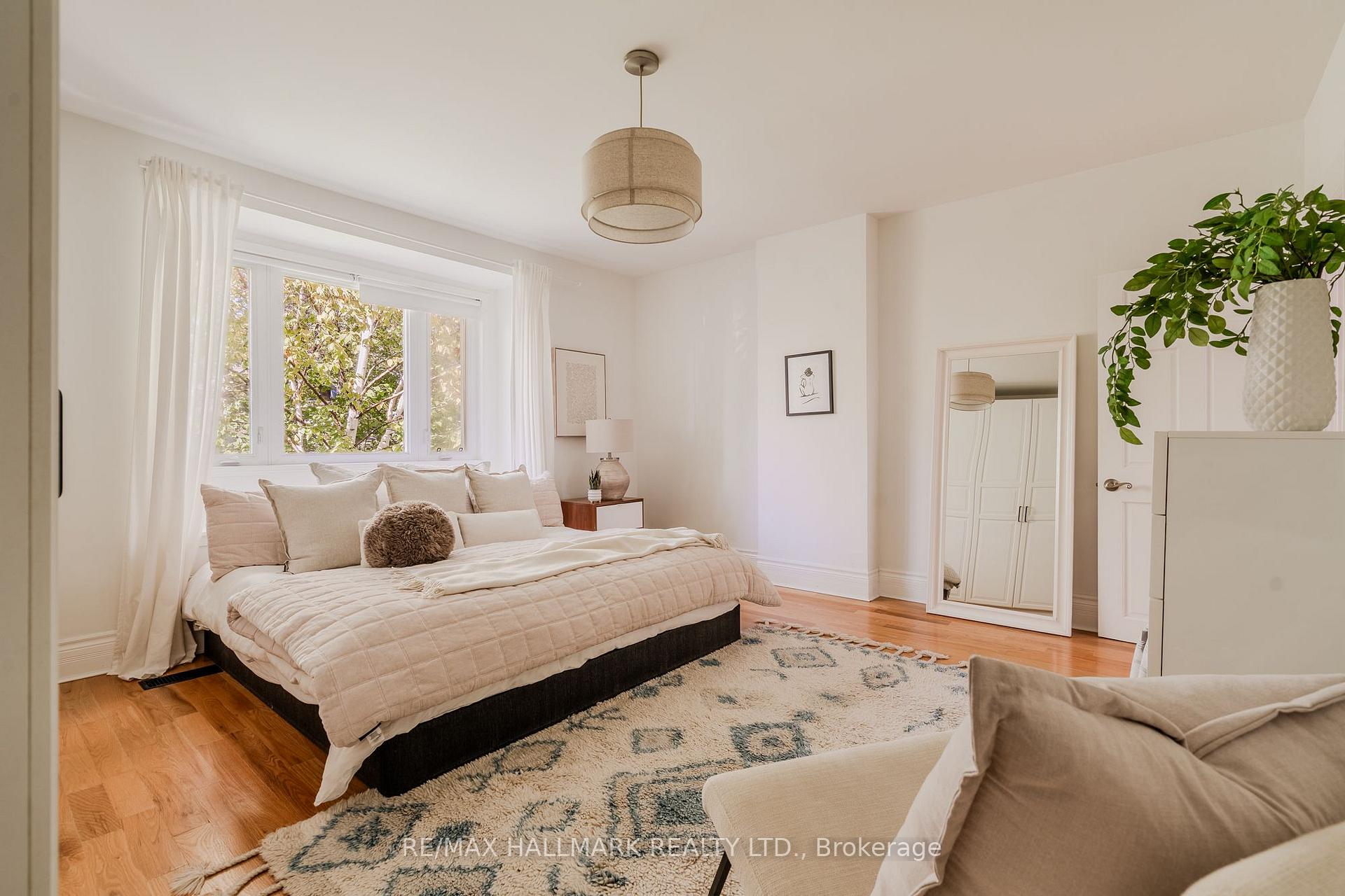 9 Prust Avenue, Toronto