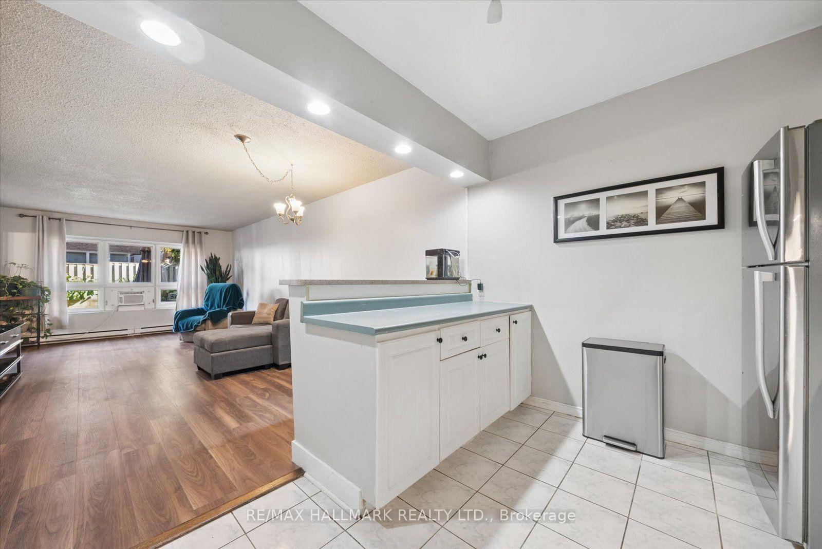 91 Muir Drive 9, Toronto Unit: 9