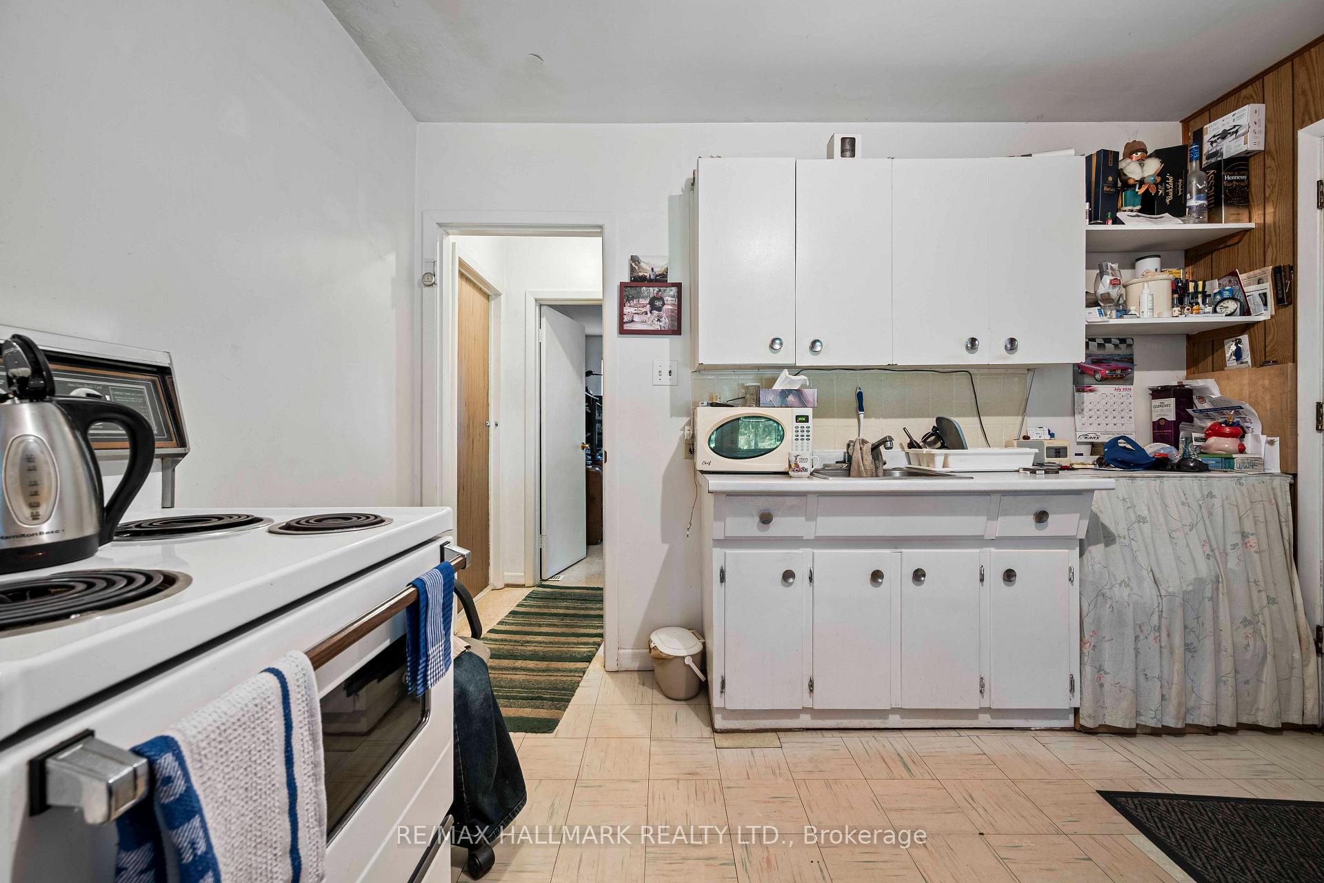 4 Crestview Road