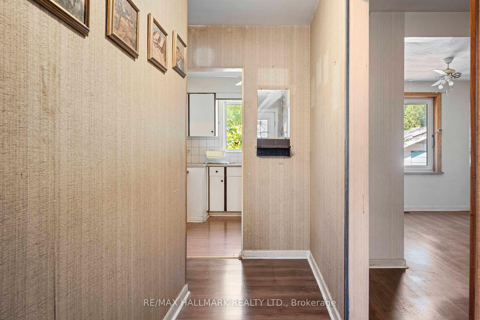 4 Crestview Road