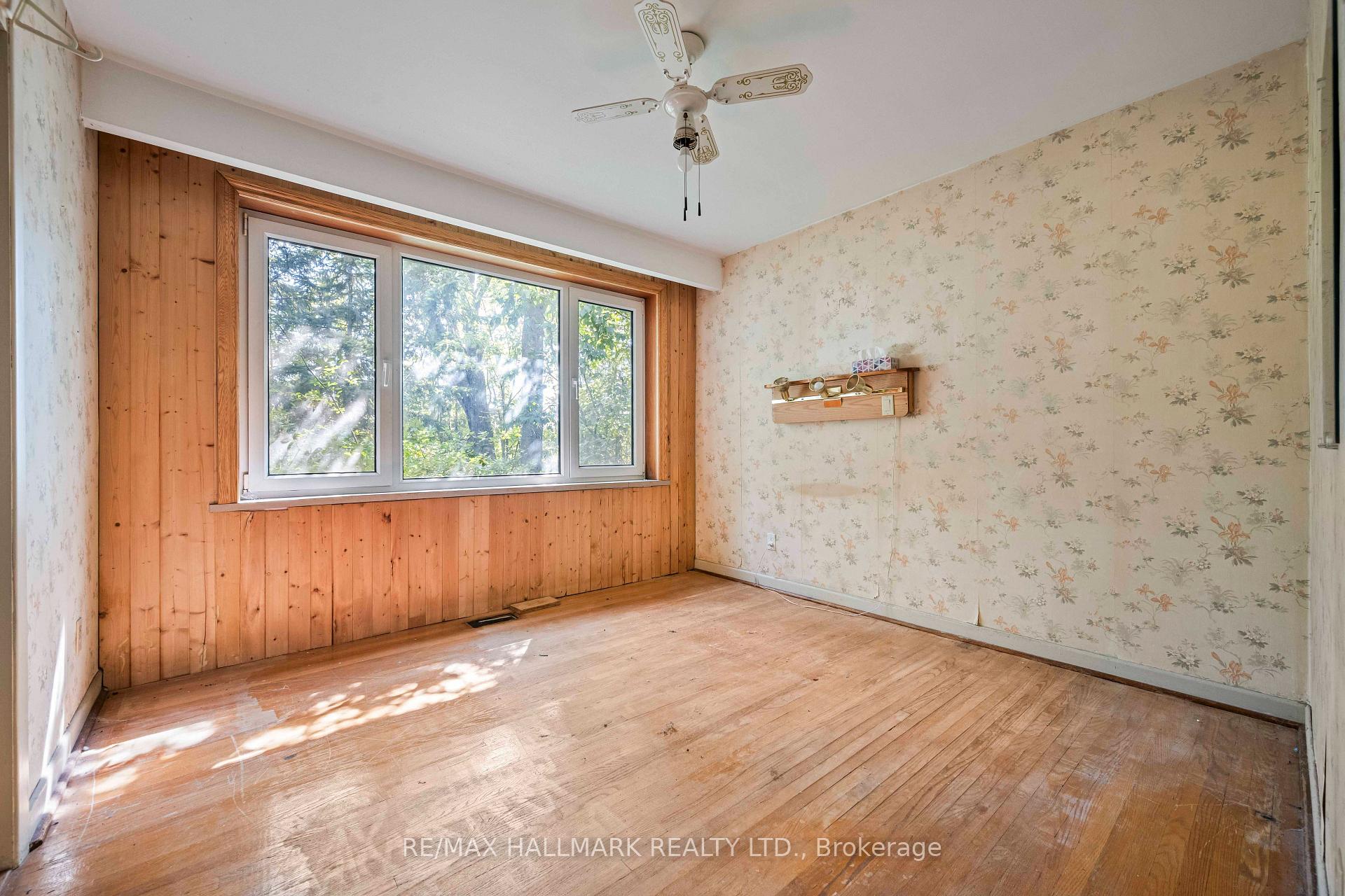 4 Crestview Road