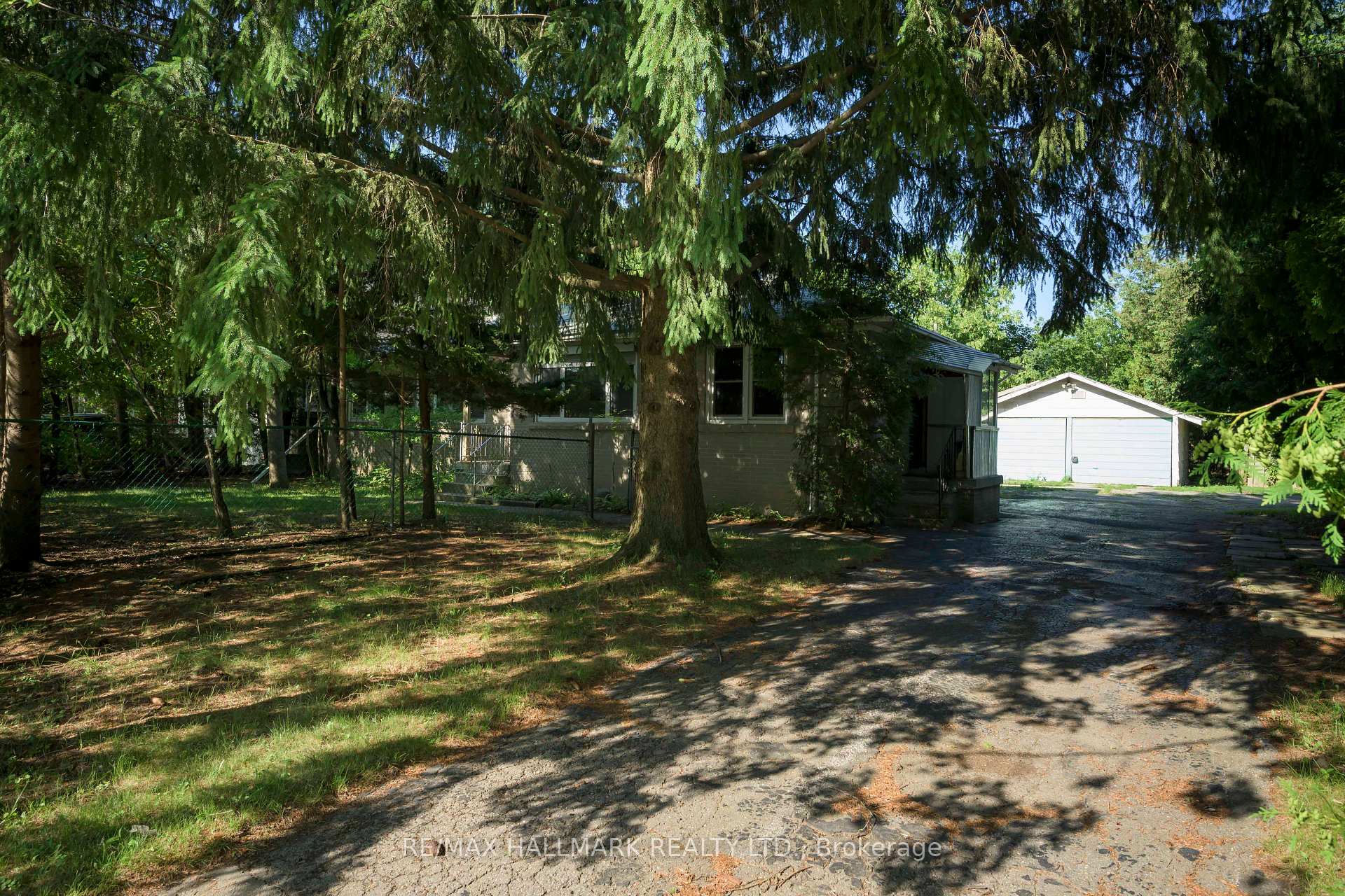 4 Crestview Road