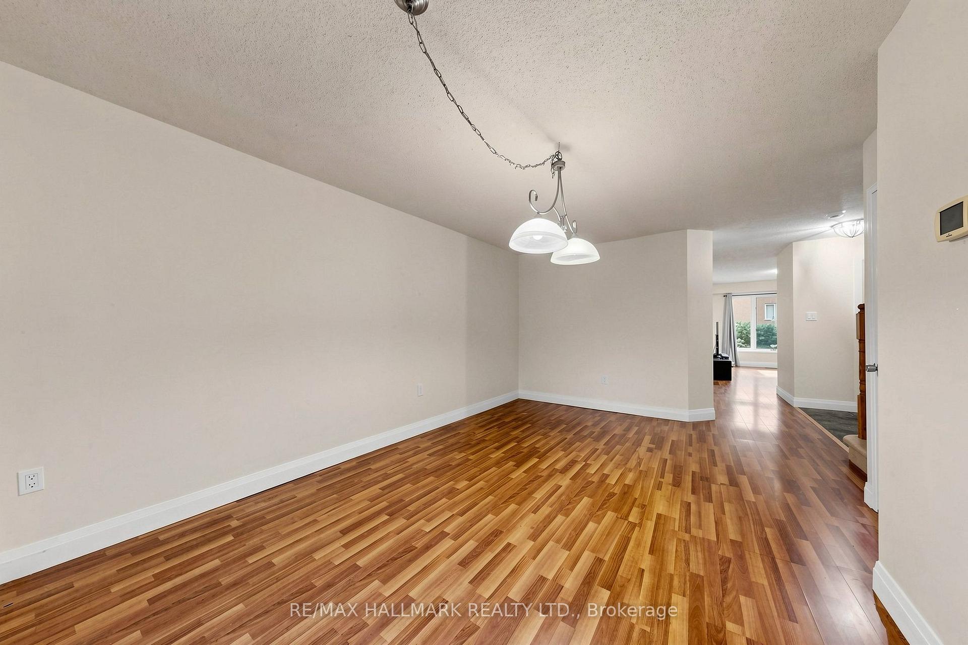 351 Riddell Court 1